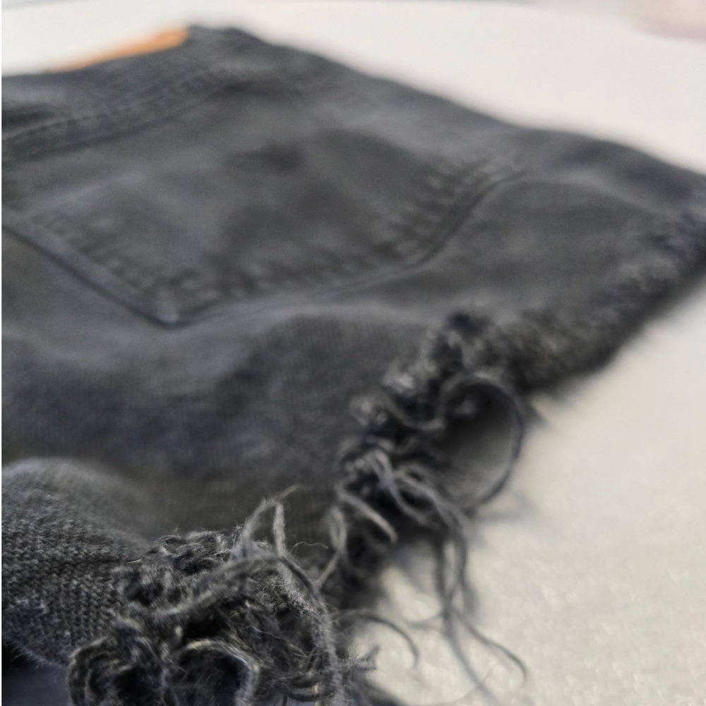 Levis 501 Womens W25 Black Distressed Cutoff Shorts High Rise Denim - Picture 4 of 11